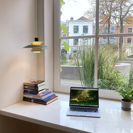 Le Garage Downtown Serviced Apartmán Haag