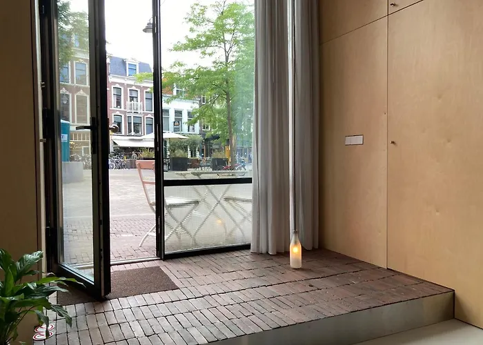 Le Garage Downtown Serviced *