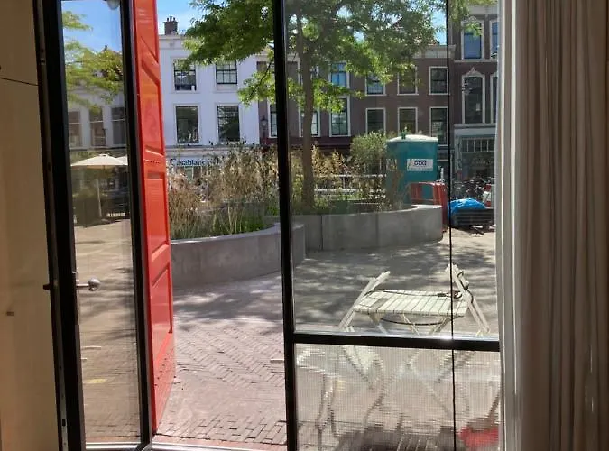 Le Garage Downtown Serviced *