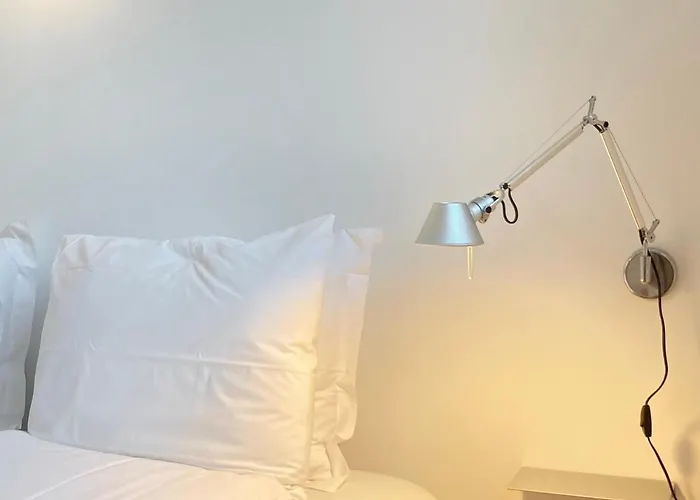 Le Garage Downtown Serviced *