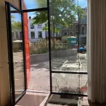 Le Garage Downtown Serviced *