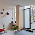 Le Garage Downtown Serviced 아파트 헤이그