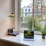 Le Garage Downtown Serviced 아파트 헤이그