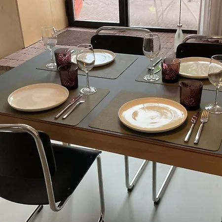 아파트 Le Garage Downtown Serviced