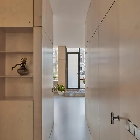 아파트 Le Garage Downtown Serviced 헤이그