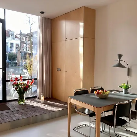 Le Garage Downtown Serviced