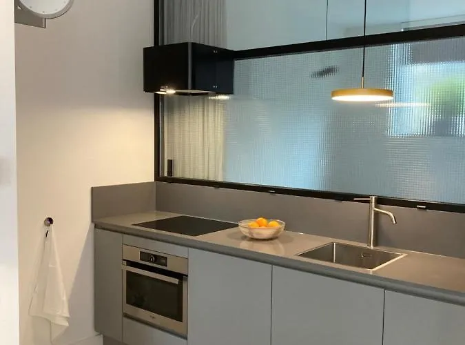 Le Garage Downtown Serviced