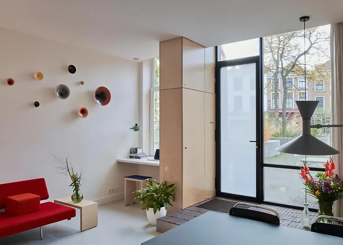 Le Garage Downtown Serviced Apartment The Hague