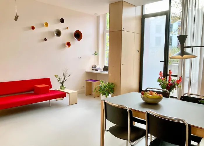 Le Garage Downtown Serviced Den Haag